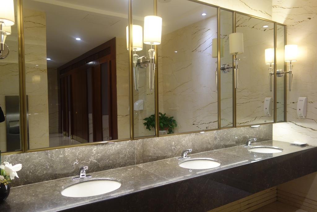 Lanzhou Legend Hotel Екстер'єр фото